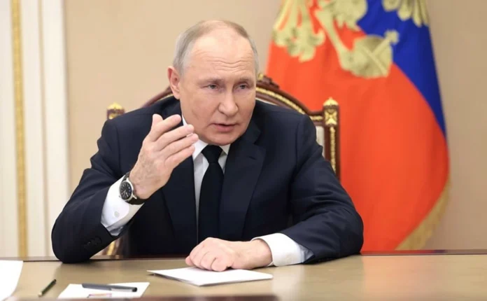 putin-1-2 Putin
