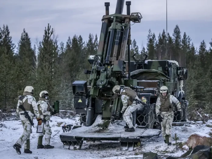 1-6 Finlanda, pregătită de un război cu Rusia. Mobilizează 280.000