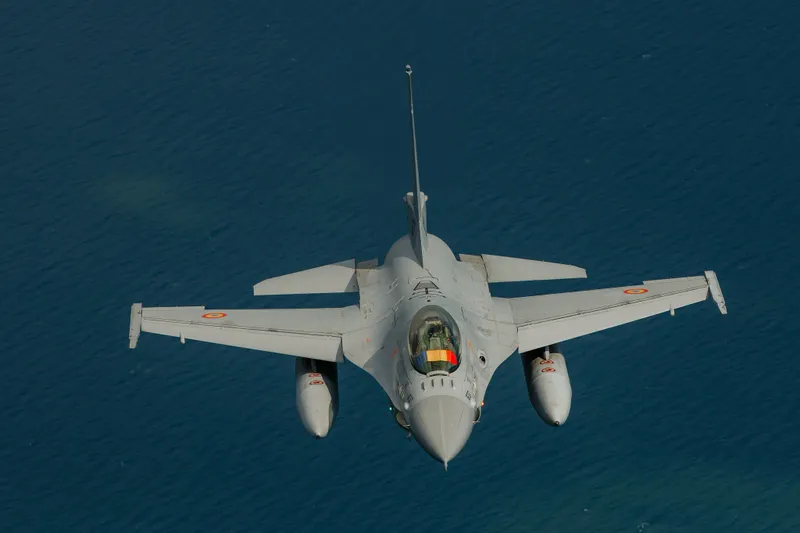 România, parte în contracte de armament de 1,87 miliarde $ cu SUA