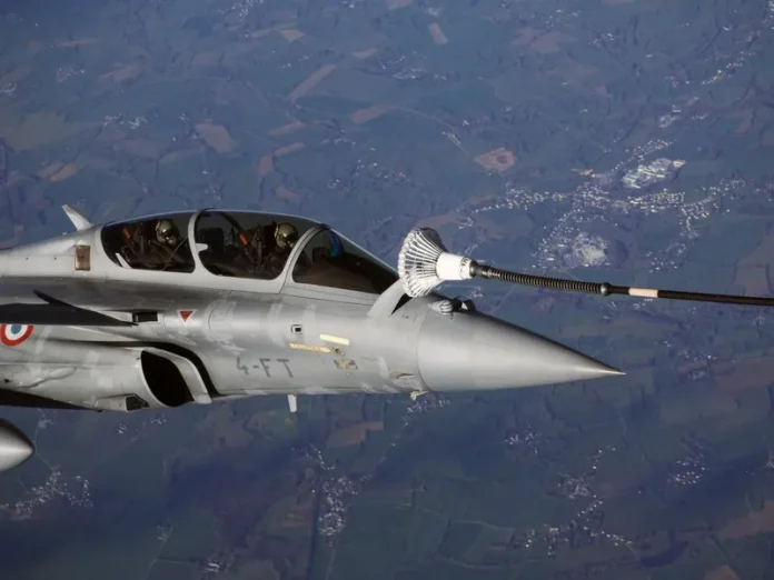 4-6 avioanele de vânătoare ale Franței și ale NATO