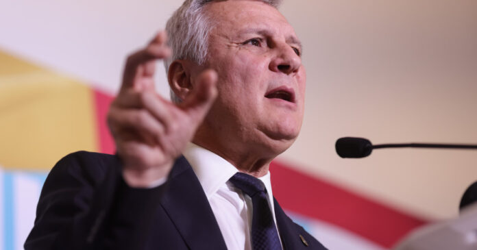 daniel-zamfir-reclama-fonduri-necheltuite-la-economie-executie-bugetara-de-23-09cfed Daniel Zamfir reclamă fonduri necheltuite la Economie: execuție bugetară de 23%
