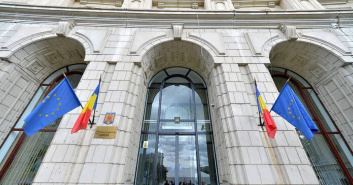 deficitul-romaniei-coboara-la-381-din-pib-dar-dobanzile-si-investitiile-cresc-ccf9b3 Deficitul României coboară la 3,81% din PIB, dar dobânzile și investițiile cresc